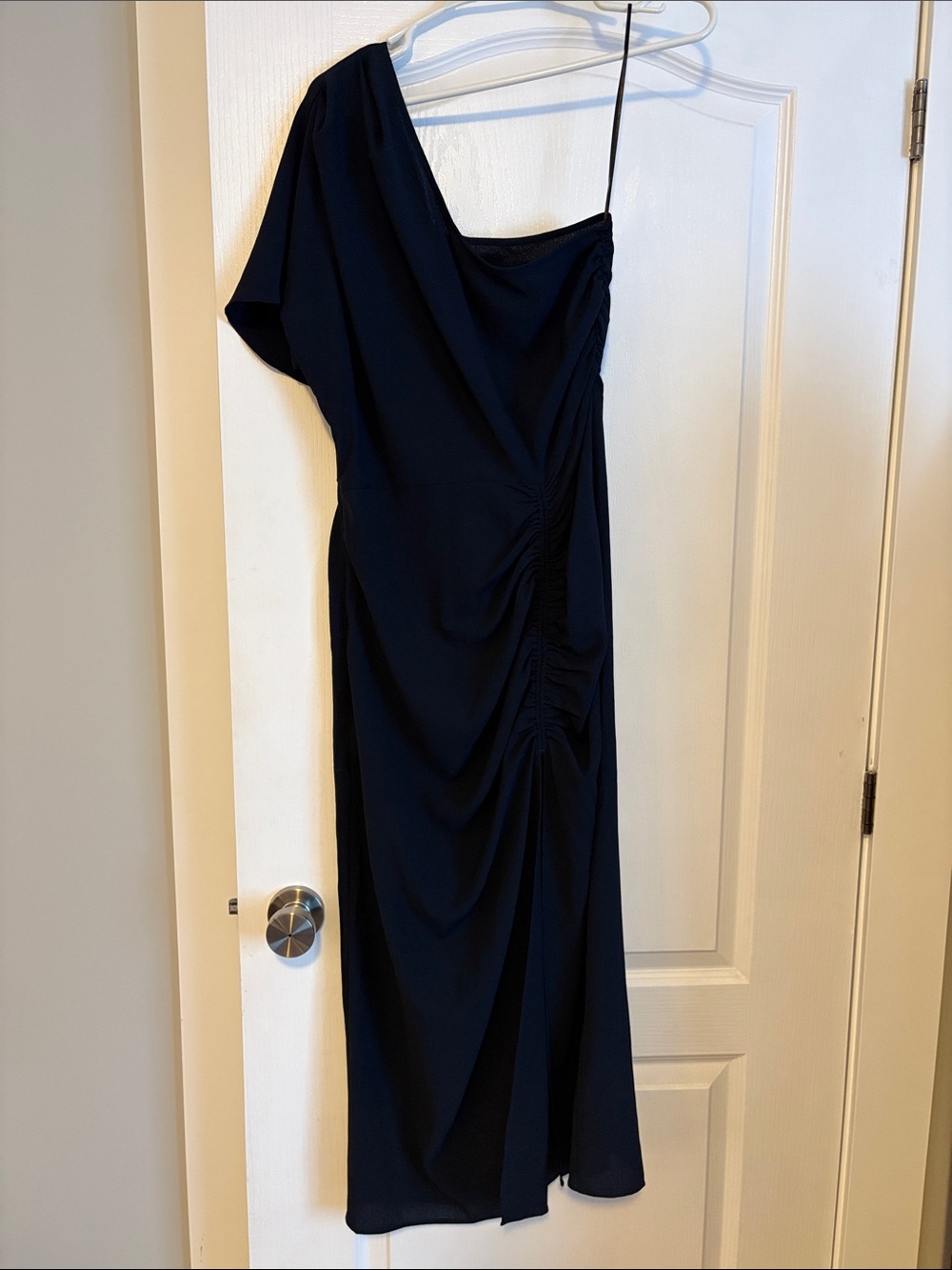 NWT H&M One-Shoulder navy blue ruched Midi Dress